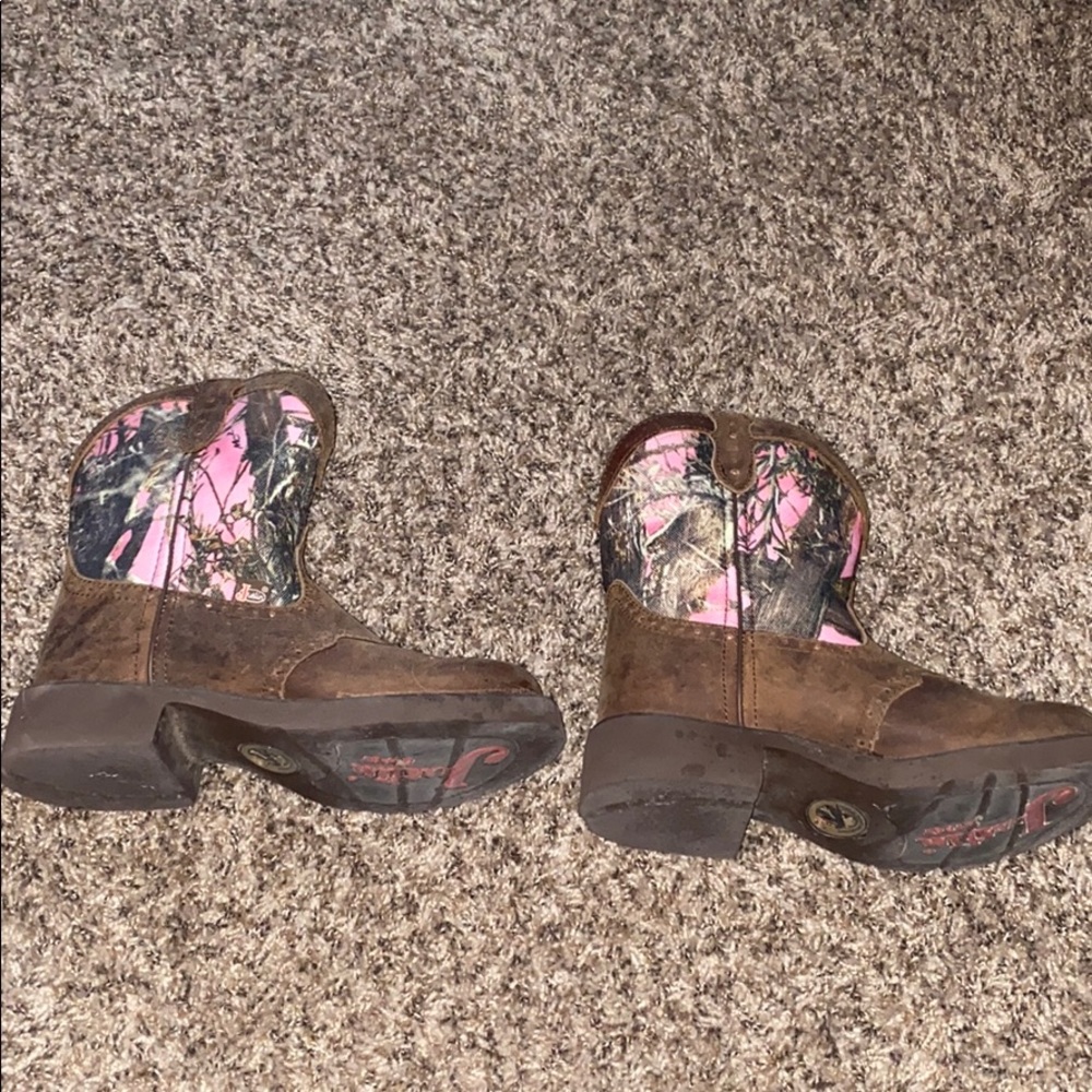 Justin cowboy boots